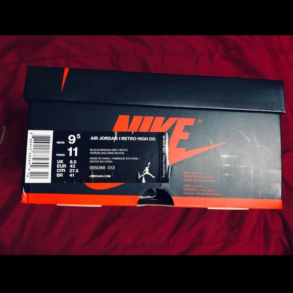 Air Jordan 1 Retro High OG Shadow 2018 - Picture 7 of 8